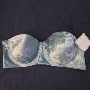 3 for💲25🌟 junior size L blue velvet strapless balconette bra